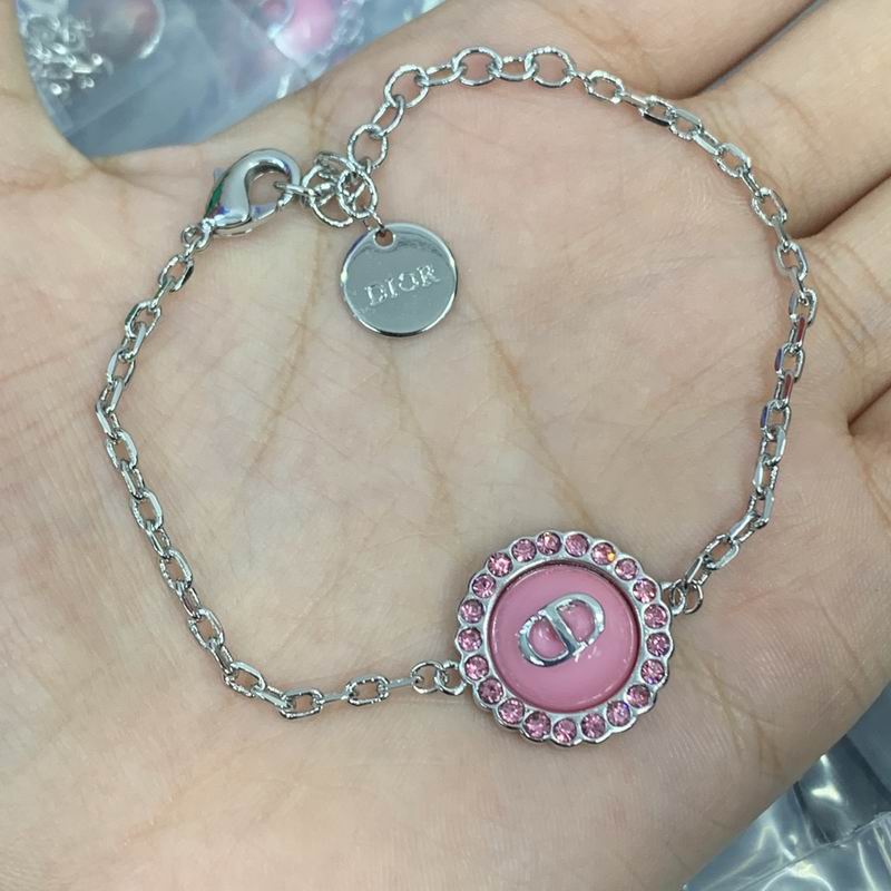 Dior Bracelet 01lyr25